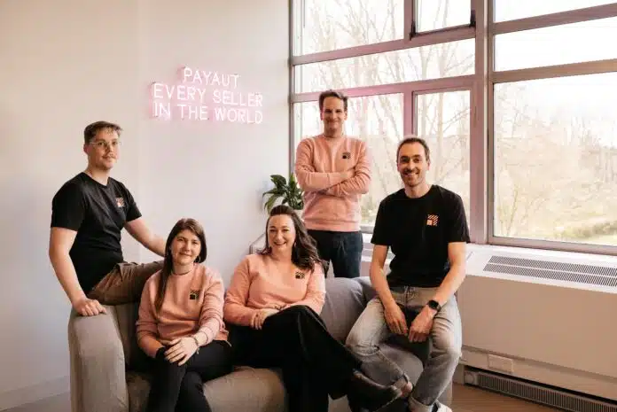 Payaut team